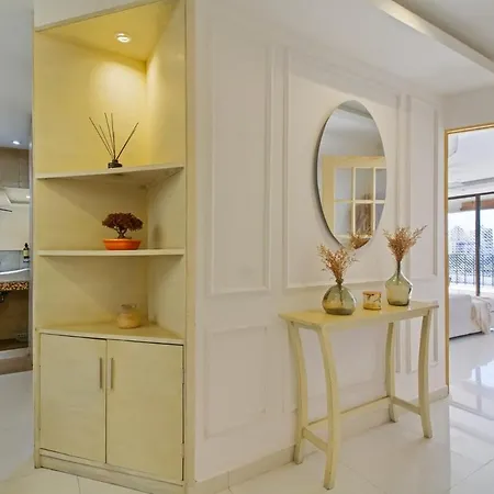 Apartamento Bocagrande Excelente Ubicacion Apto Confort Con Gran Vista Al Mar Y Playas