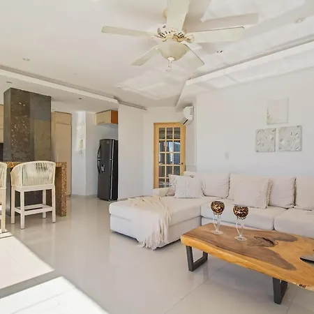 Apartamento Bocagrande Excelente Ubicacion Apto Confort Con Gran Vista Al Mar Y Playas *